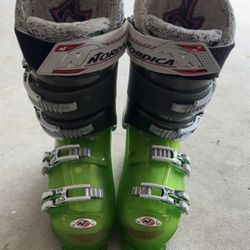Nordica twin energy driver booster supercharger ski boots- size 27.0-27.5  
