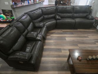 3 piece leather sectional with power recliners