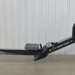 Concept 2 Rowing Machine Read Description 