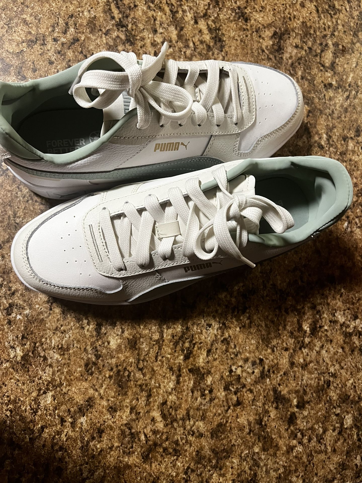 Women Puma Shoes