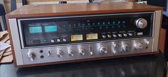 Sansui stereo reciever 9090DB