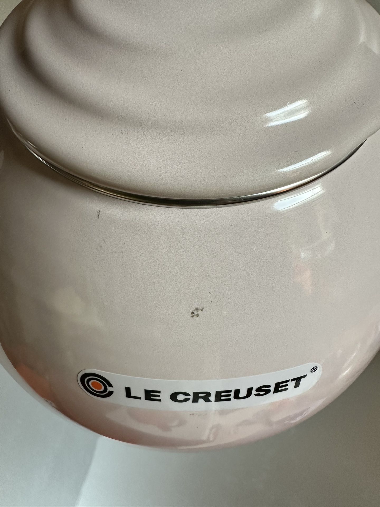 Le Creuset Tea Kettle Is 20% Off at  – Billboard