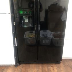 Kenmore Fridge Black