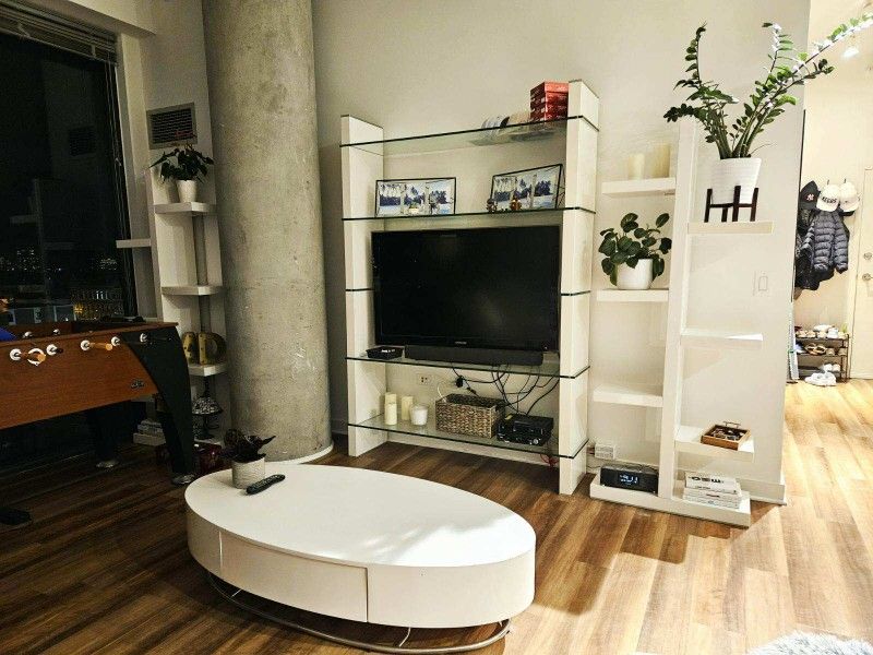 ENTERTAINMENT SET/ TV SET + COFFEE TABLE