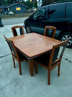 Handsome solid oak dining set