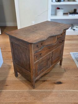 Wood Hutch (proceeds to charity)