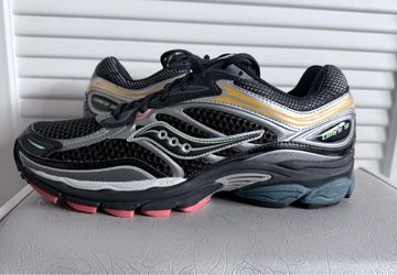 Saucony Progrid Men's size 10