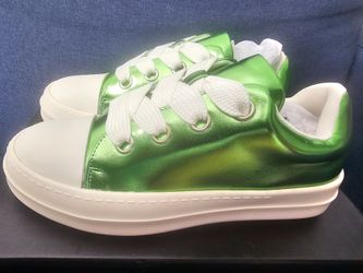 New Cape Robbin Heath Puffy Thick Lace Sneaker Available Size 7 and 9 Each $15 Both pairs for $25