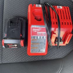 Milwaukee M18 2.0 Battery And Charger For M12/M18