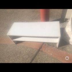 Shoe.   Storage.  6 Pairs 