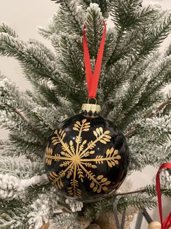 Hand Painted Christmas Ornament 