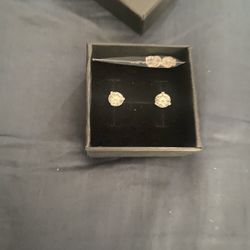 Moissanite Earrings 1.0 carat