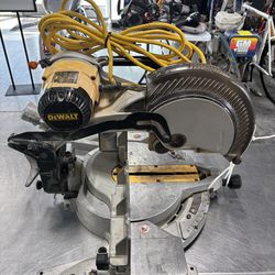Dewalt Compound  Electric Miter Saw