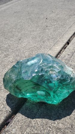 Big chunk of green glass 3 lb