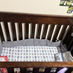 Baby Crib Dark Brown 