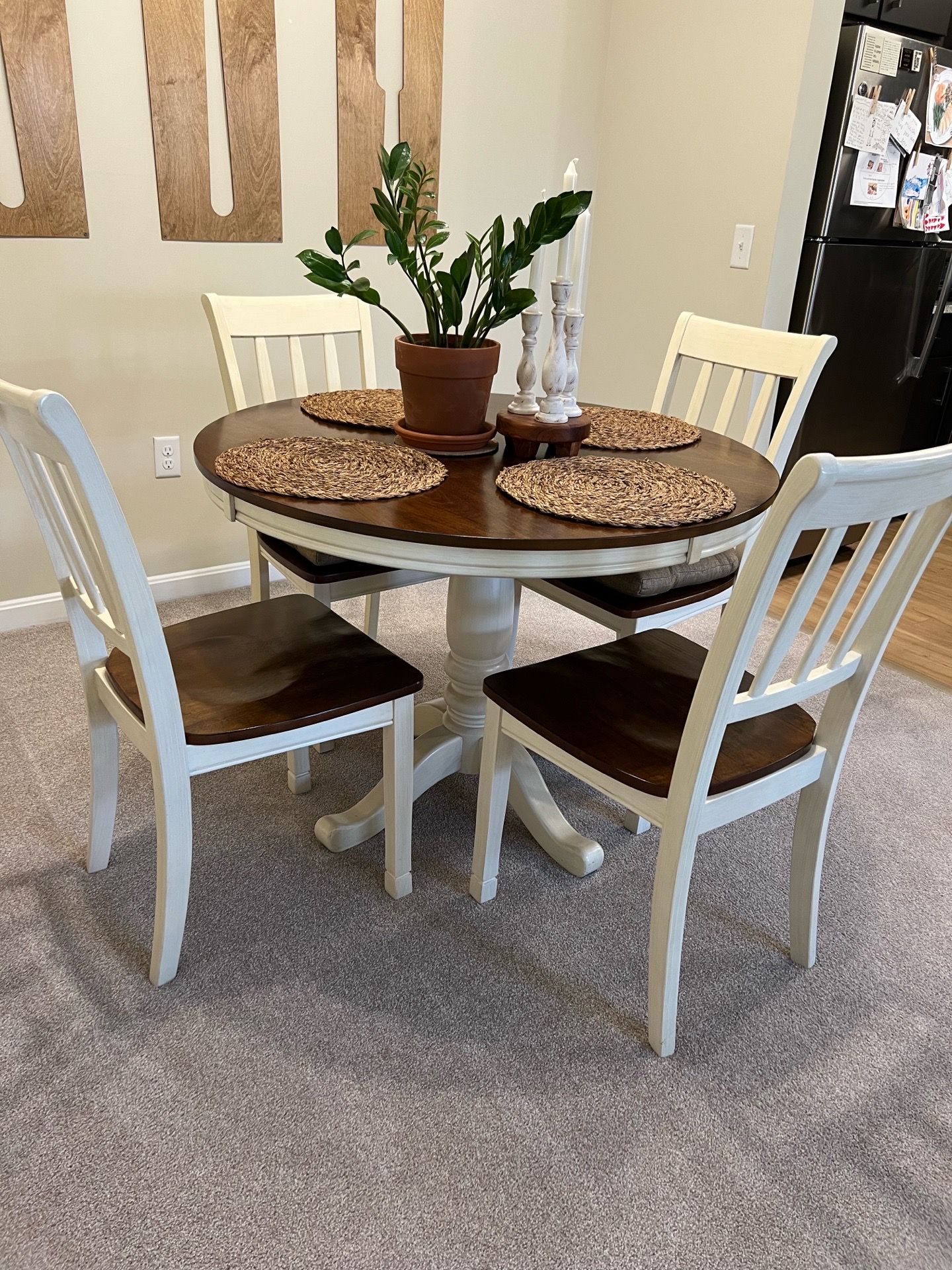Dining set table w/chairs