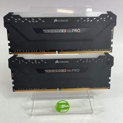 Corsair Vengeance RGB Pro 32GB (2x16GB) RAM DDR4 3200MHz CMW32GX4M2E3200C16