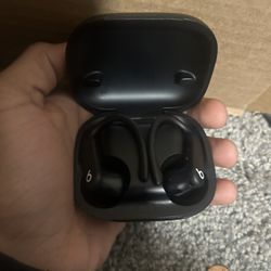 Powerbeats Pro Great Conditions