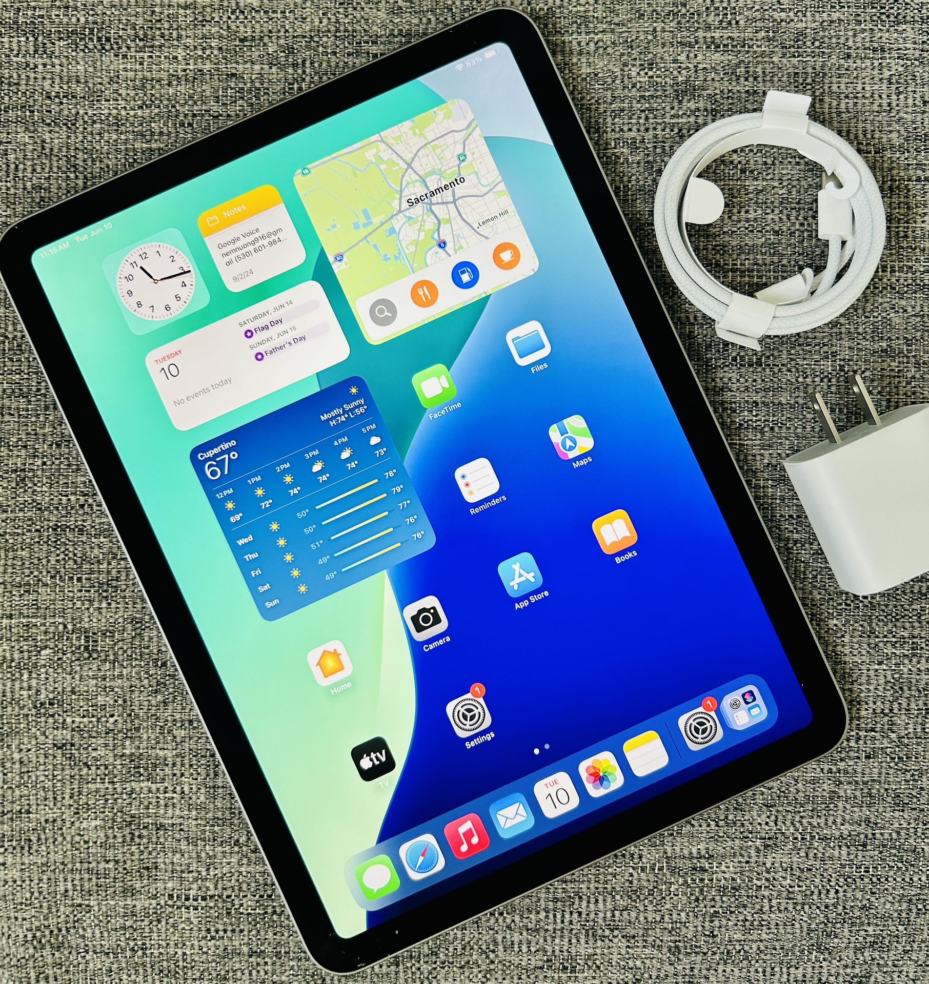 Apple iPad Air M3 256GB ( Newest Model 2025) Apple Warranty Till 6/9/2026! WiFi, Brand New Just Open