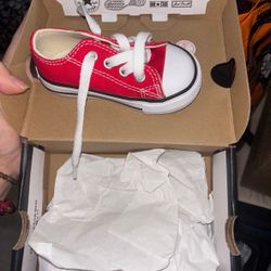 Converse Red Size 4c
