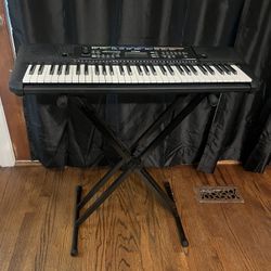 Yamaha Electric Keyboard PSR-e253 Piano W/ Stand