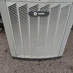 2003 Trane 4 Ton AC Condenser Heat Pump R22

**Fully charged with R22 refrigerant**