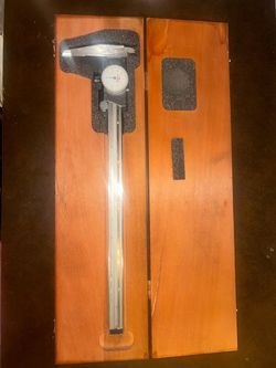 Starrett Dial Caliper with Wooden Case