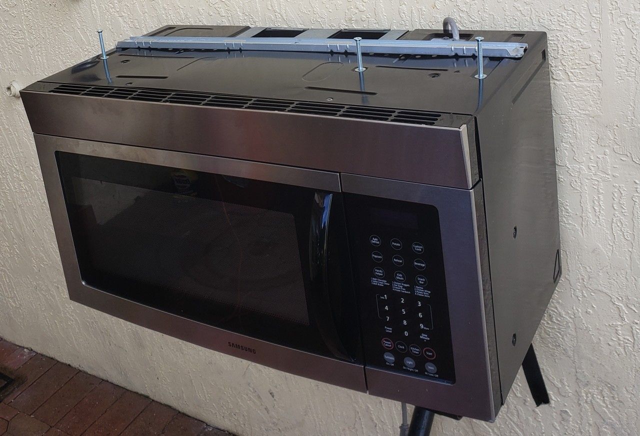 Samsung Over-the-Range Microwave Oven 