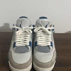 Jordan 4 Military Blue