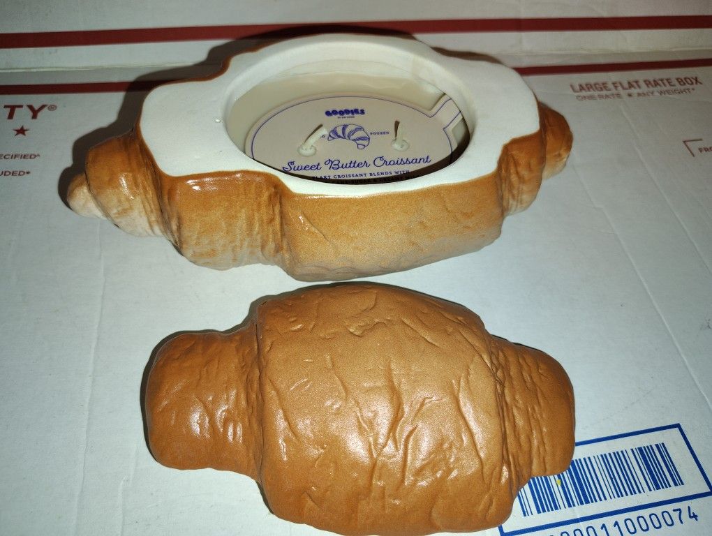 Goodies Sweet Butter Croissant Candle 12oz