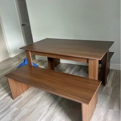 Dinning Room Table With Benches 