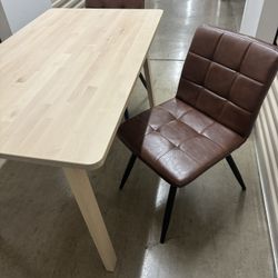 Dining Table With 4 Chairs 
