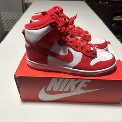 Nike Dunk High Championship Red
