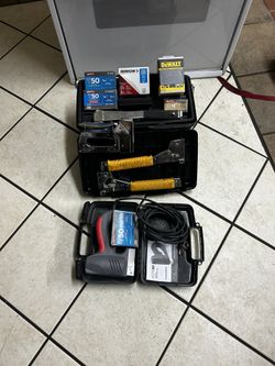Hammer Tackers And Electric Staple And Nailer