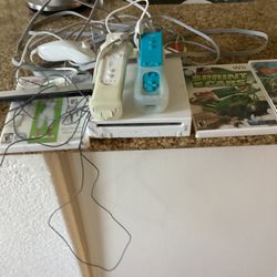 Nintendo Wii Two Controller Nan Check Three Games Works Perfect 