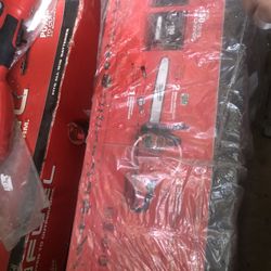 Milwaukee Big Chain Saw 