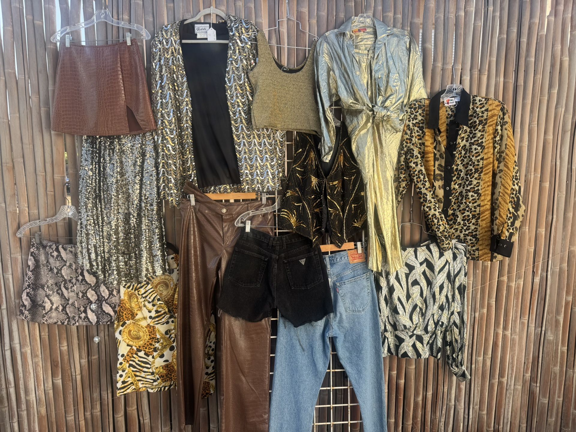 MASSIVE VINTAGE SALE!!! SOME FREE BOUTIQUE LIQUIDATION!!!