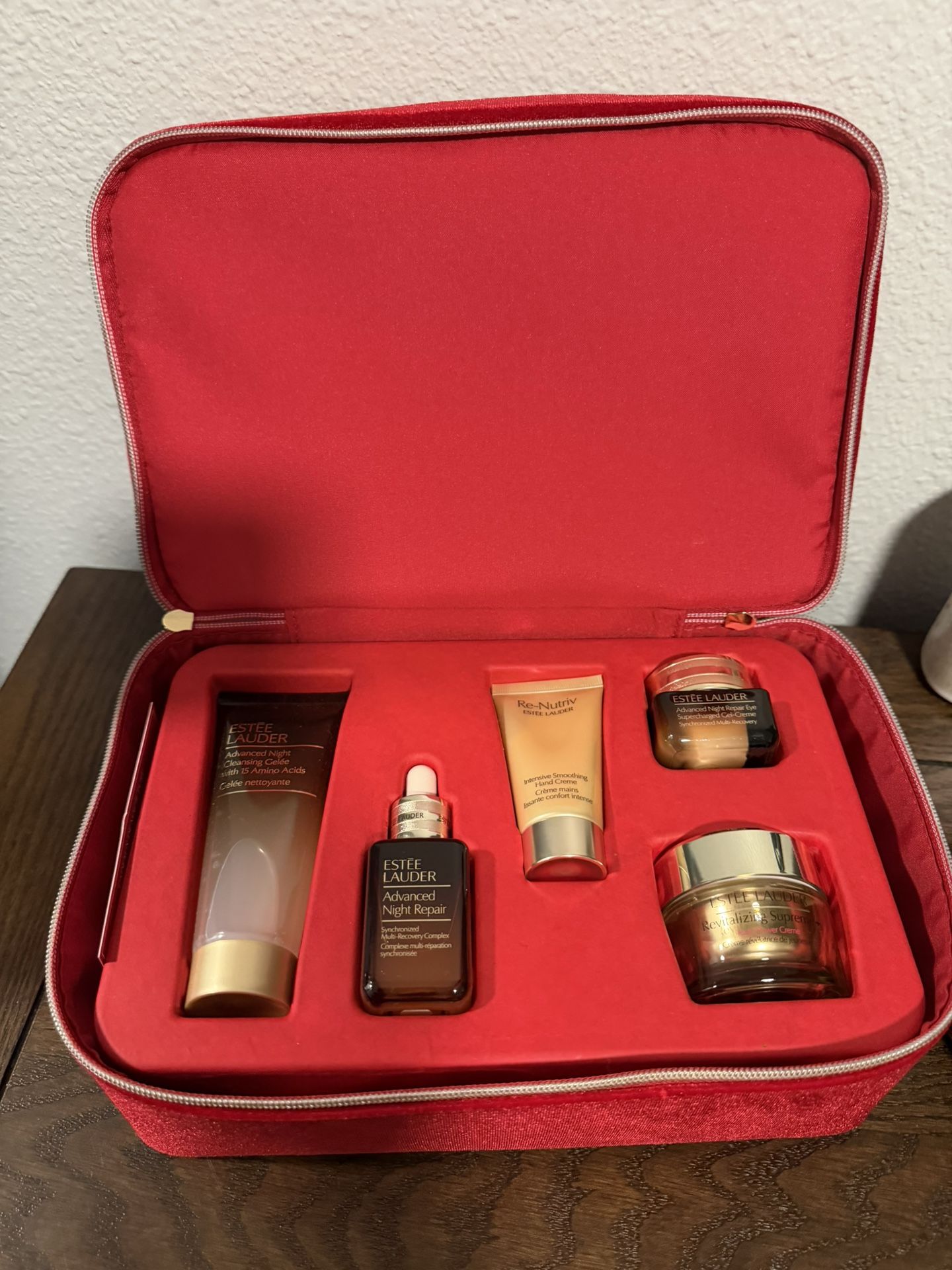 Estée Lauder Skincare Gift Set 5 Pc New In Box