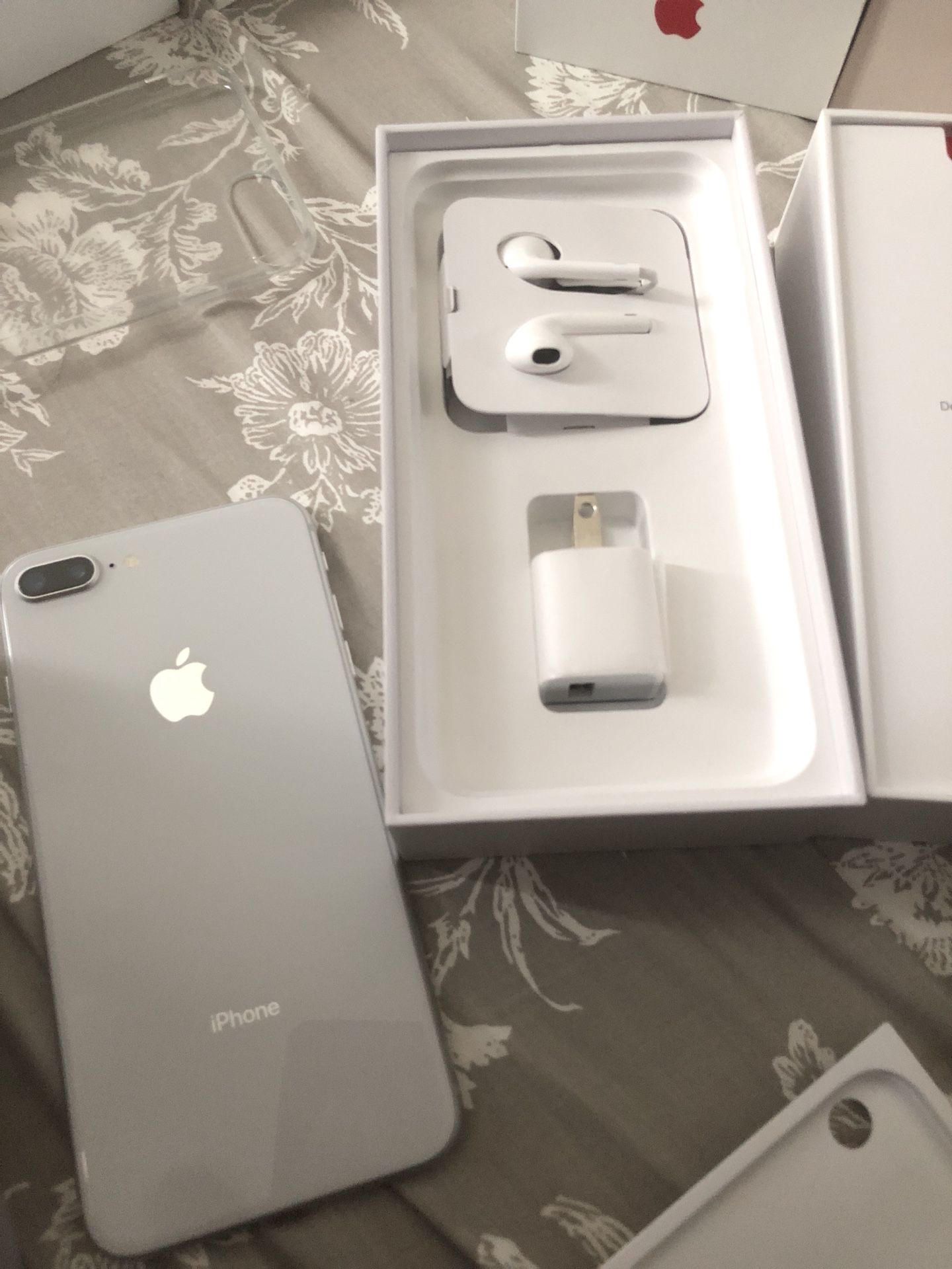 Silver iPhone 8 Plus
