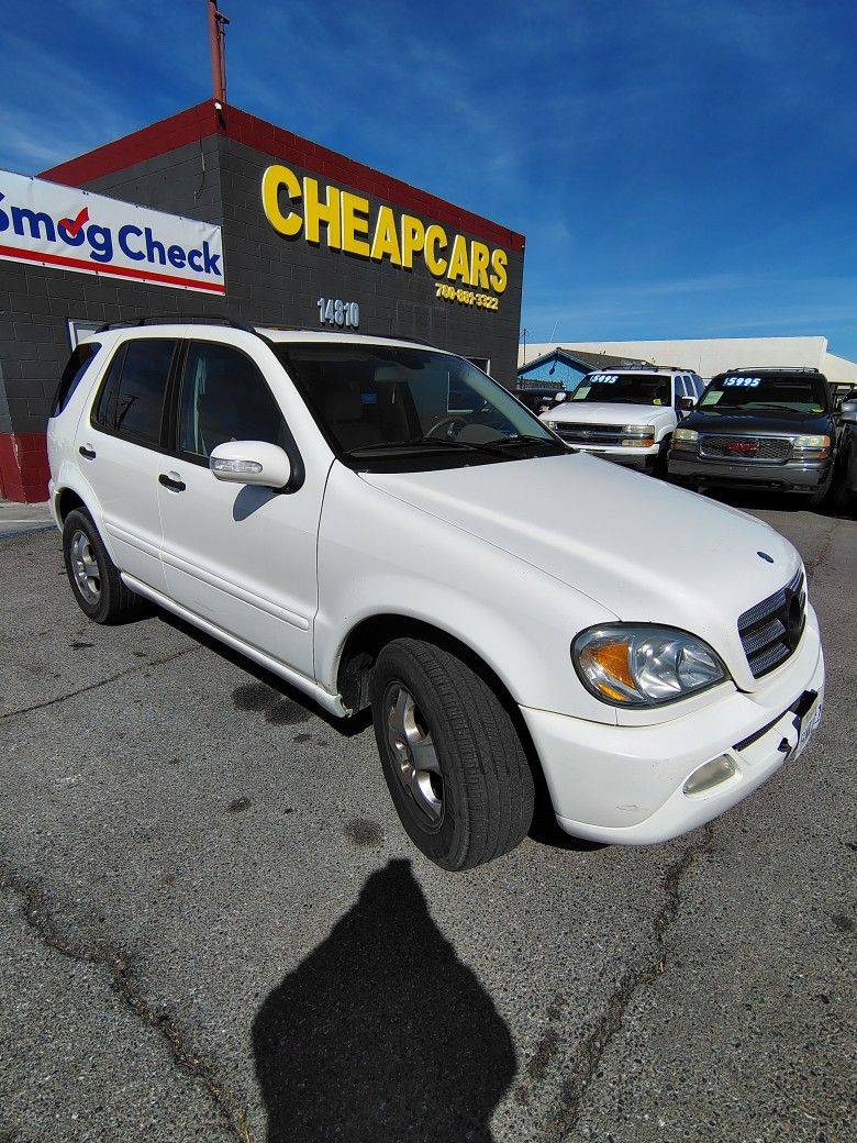 4 X 4. Mercedes Benz Ml350. Runs Perfect 2003 Year