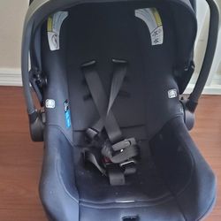Infant CAR SEAT NUNA