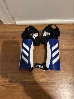 Adidas Youth Soccer Shin Guards  (Size Small)
