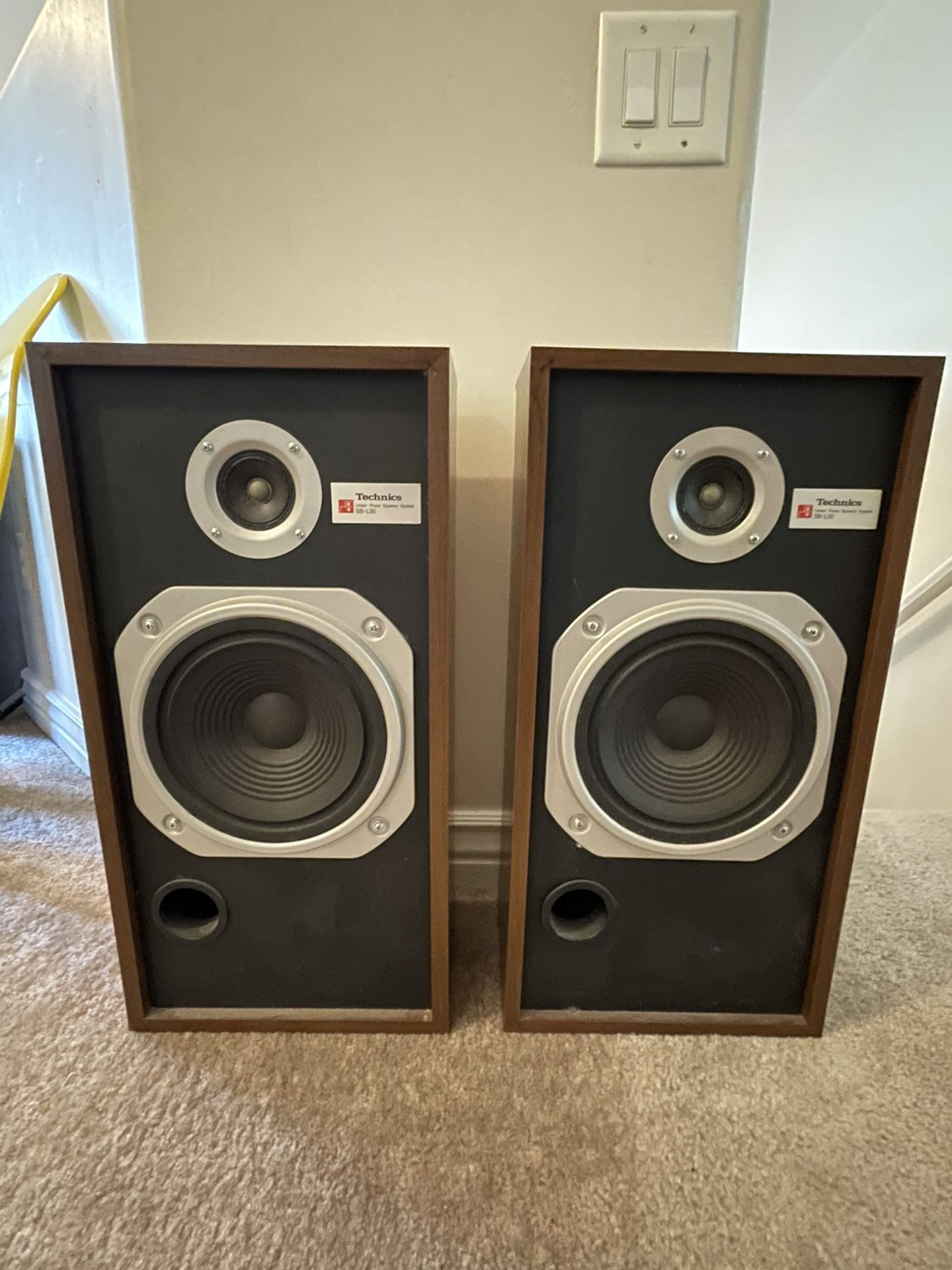 Vintage Technics SBL30 Speakers