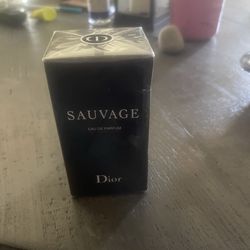 New SAUVAGE EUA DE PARFUM 2.oz
