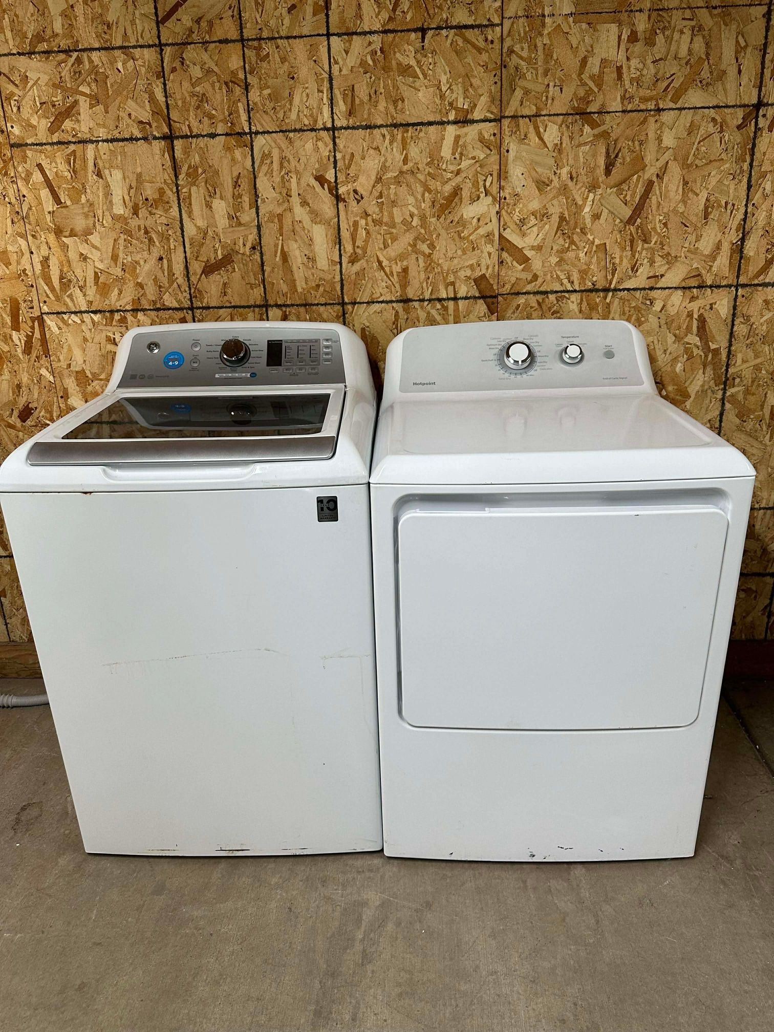 GE washer and gas dryer