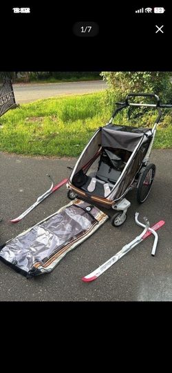 LOW PRICE MOVING- $1800 + TAX RETAIL CHARIOT DOUBLE BIKE TRAILER