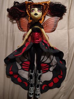 Monster High Luna Mothews Doll Gala Boo York