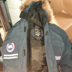Canada Goose Jacket Large