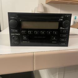 96-02 4Runner Radio 