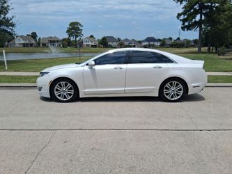 2014 Lincoln MKZ